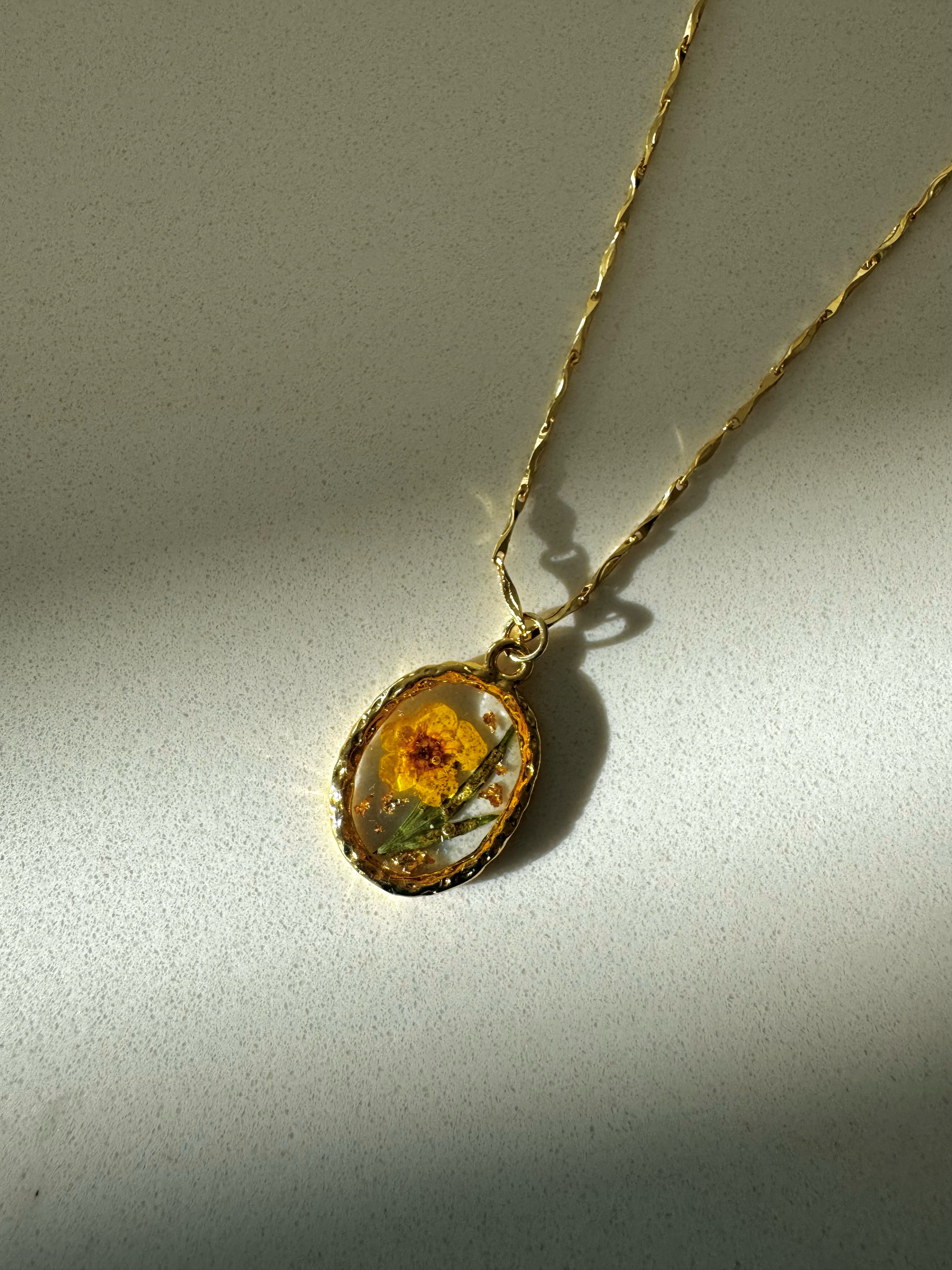 spring birth month floral necklace