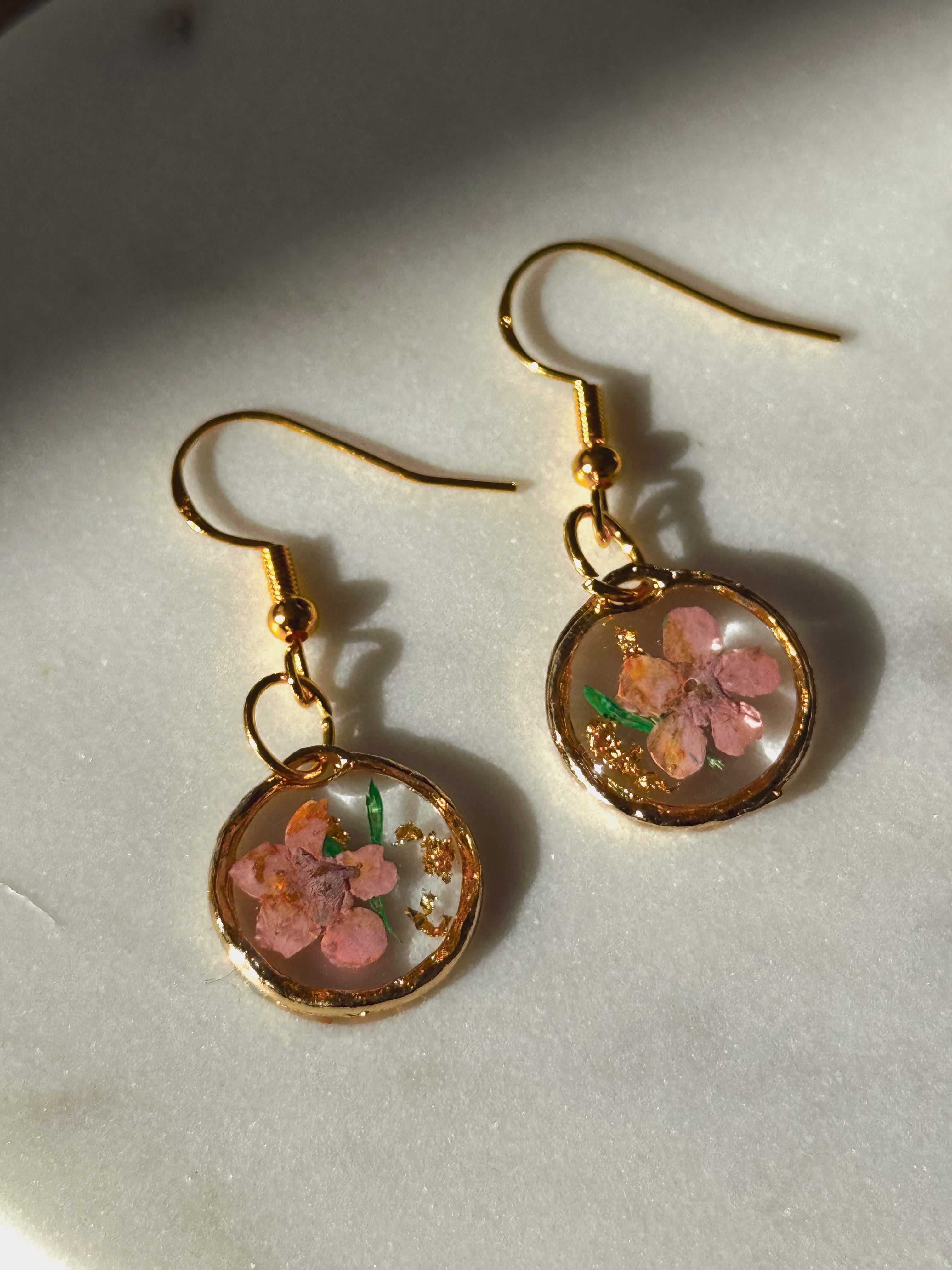 round flower bouquet earrings