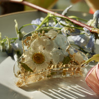 daisy blue hair clip