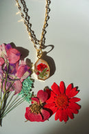 vintage pressed flower pendant necklace