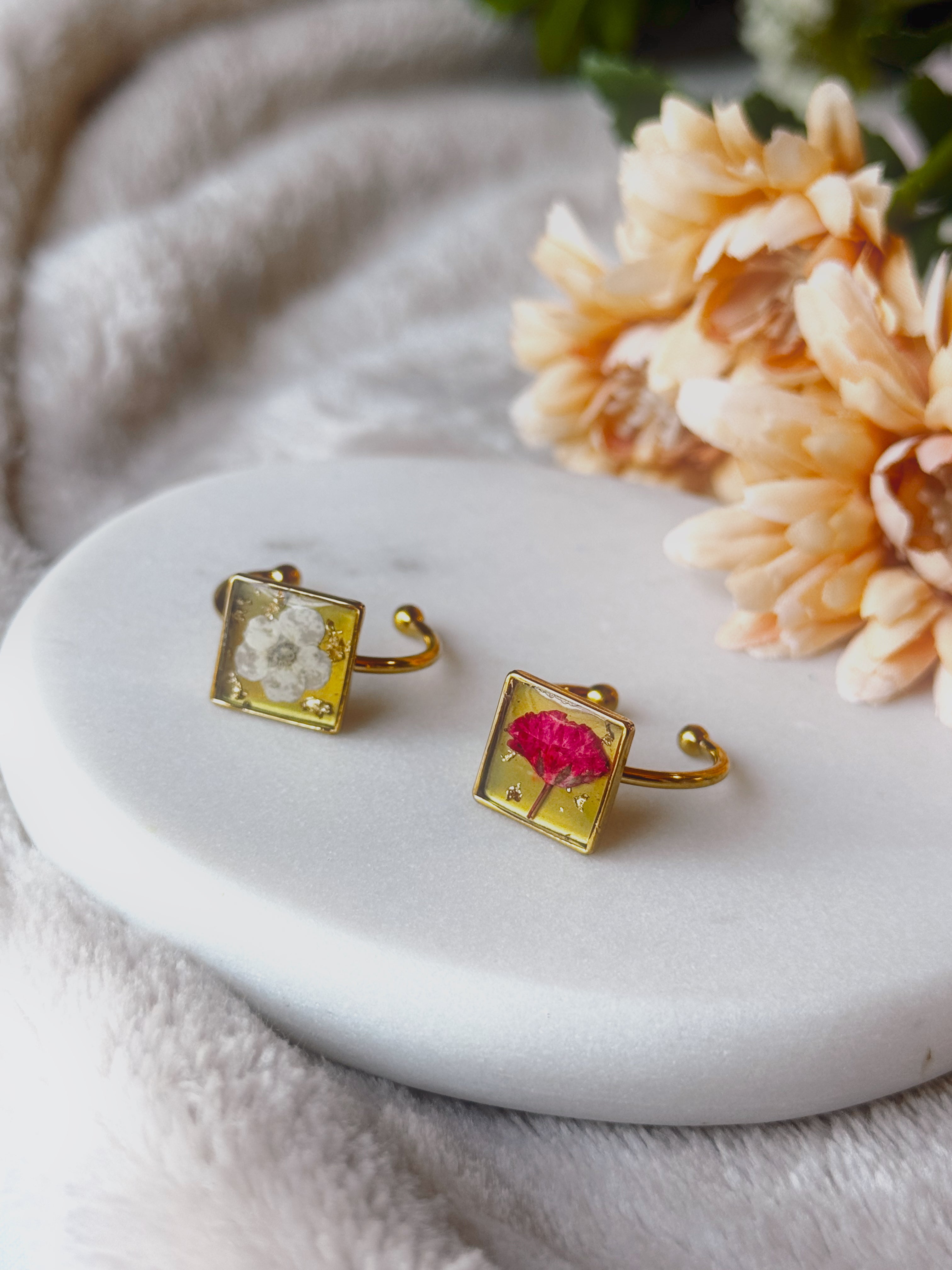 square block floral ring